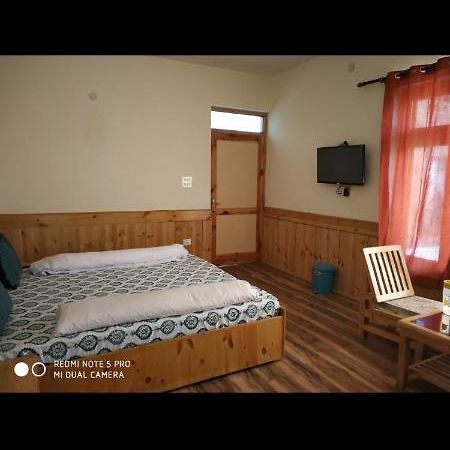 Jimmy'S Homestay Лех Екстер'єр фото