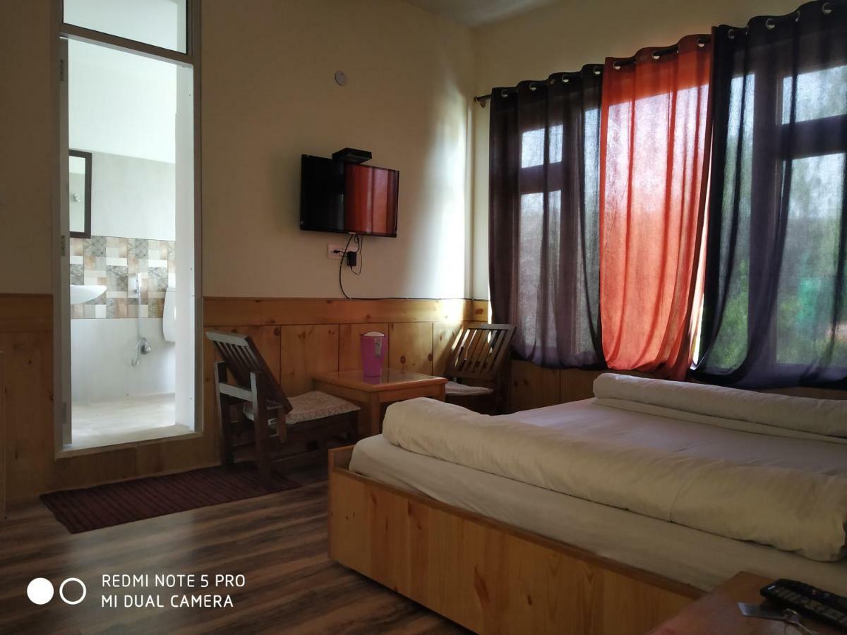 Jimmy'S Homestay Лех Екстер'єр фото